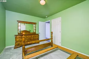 2760 E St, Springfield, OR 97477 - Photo 17
