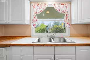 3511 NE 102nd Ave, Portland, OR 97220 - Photo 7