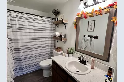 2233 Ironwood St, Eugene, OR 97401 - Photo 13