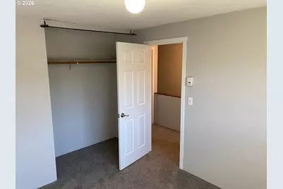 1935 W 17th Ave #B, Eugene, OR 97402 - Photo 9