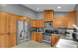 1013 4th Ave, Vernonia, OR 97064 - Photo 11