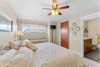 780 NW 118th Ave #105, Portland, OR 97229 - Photo 23
