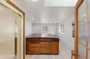 1345 Sanford St, Coos Bay, OR 97420 - Photo 35