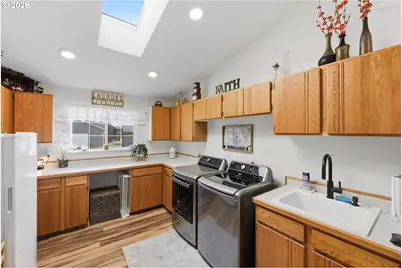 1345 Sanford St, Coos Bay, OR 97420 - Photo 25