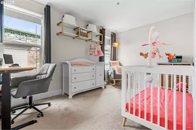 8655 N Crawford St, Portland, OR 97203 - Photo 15