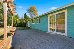 2357 SE Lindenbrook Ct, Milwaukie, OR 97222 - Photo 35