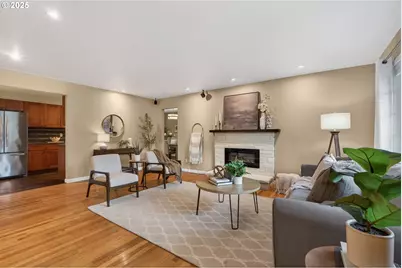 17928 Royal Ct, Lake Oswego, OR 97035 - Photo 5