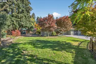 17928 Royal Ct, Lake Oswego, OR 97035 - Photo 41