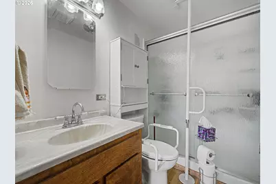 1620 NE 201st Ave, Fairview, OR 97024 - Photo 19