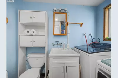 1620 NE 201st Ave, Fairview, OR 97024 - Photo 25