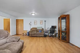 1620 NE 201st Ave, Fairview, OR 97024 - Photo 7