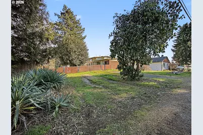 1620 NE 201st Ave, Fairview, OR 97024 - Photo 43