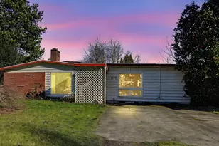 1620 NE 201st Ave, Fairview, OR 97024 - Photo 3