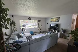 14737 SW Hall Blvd, Tigard, OR 97224 - Photo 5