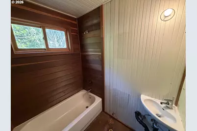 15 Geer Cir, Port Orford, OR 97465 - Photo 17