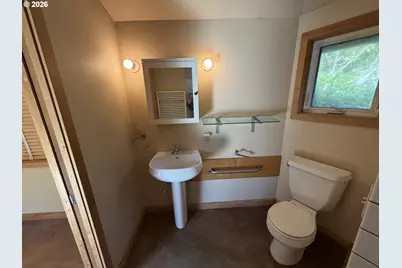 15 Geer Cir, Port Orford, OR 97465 - Photo 9