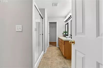 2571 Graystone Dr, Woodburn, OR 97071 - Photo 15