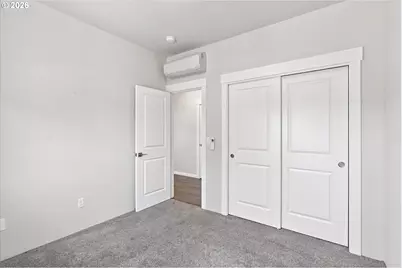 699 Kaitlin Ln, Medford, OR 97501 - Photo 11