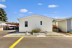 300 SW 7th Ave, Battle Ground, WA 98604 - Photo 3