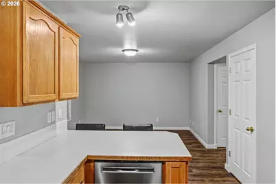 6049 Fircrest St, Salem, OR 97306 - Photo 17