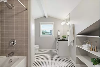 6924 SE Martins St, Portland, OR 97206 - Photo 25