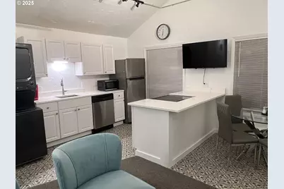 734 E 14th Ave, Eugene, OR 97401 - Photo 21