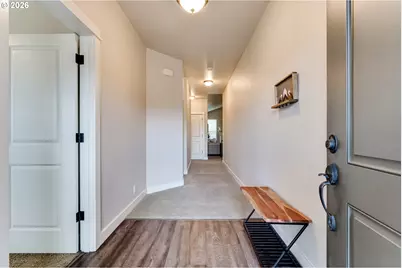 5409 King Arthur Ct, Eugene, OR 97402 - Photo 9