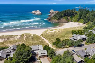 715 N Laurel St, Cannon Beach, OR 97110 - Photo 47