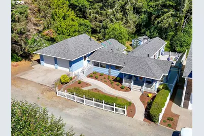 715 N Laurel St, Cannon Beach, OR 97110 - Photo 1