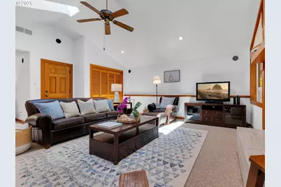 715 N Laurel St, Cannon Beach, OR 97110 - Photo 25