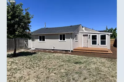 2345 F St, Springfield, OR 97477 - Photo 29