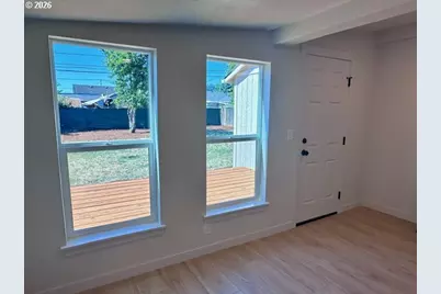 2345 F St, Springfield, OR 97477 - Photo 23