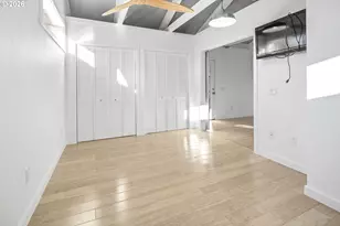 252 N Tomahawk Dr, Portland, OR 97217 - Photo 15