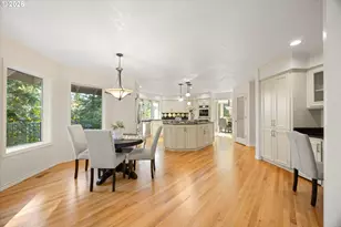 18520 Delenka Ln, Lake Oswego, OR 97034 - Photo 15