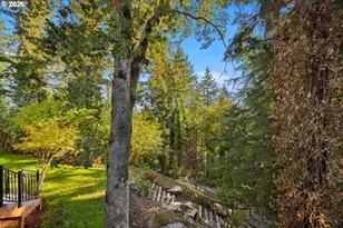 18520 Delenka Ln, Lake Oswego, OR 97034 - Photo 39