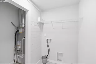 847 W Oak St, Lebanon, OR 97355 - Photo 31