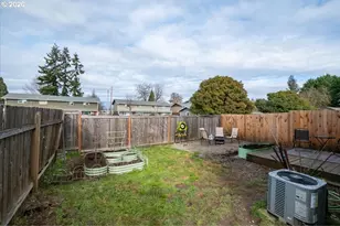 847 W Oak St, Lebanon, OR 97355 - Photo 19