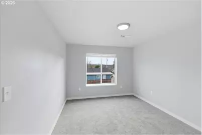 847 W Oak St, Lebanon, OR 97355 - Photo 41