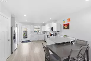 847 W Oak St, Lebanon, OR 97355 - Photo 5