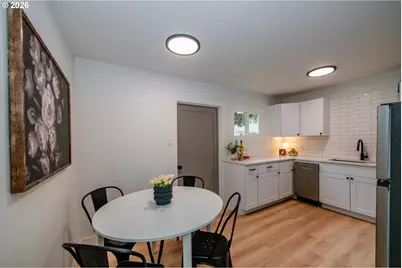 9424 SE Bell Ave, Milwaukie, OR 97222 - Photo 5