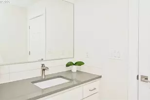 8159 SW 85th Ave, Portland, OR 97223 - Photo 21