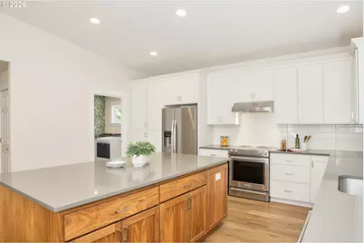 8159 SW 85th Ave, Portland, OR 97223 - Photo 11