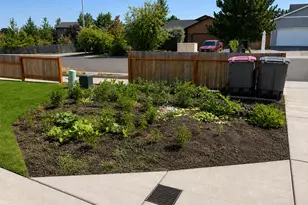 171 E Roosevelt St, Carlton, OR 97111 - Photo 3