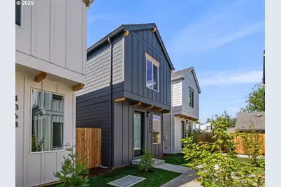 4366 NE Going St, Portland, OR 97218 - Photo 1