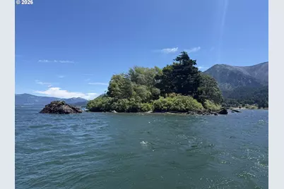 000 Columbia River, Stevenson, WA 98648 - Photo 3