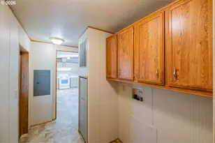 500 Loucks Way, Brownsville, OR 97327 - Photo 23