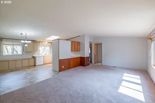 500 Loucks Way, Brownsville, OR 97327 - Photo 9