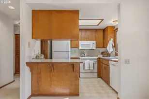 15522 SW 114th Ct, Tigard, OR 97224 - Photo 9