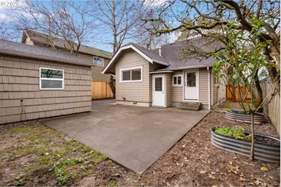 2736 N Argyle St, Portland, OR 97217 - Photo 33