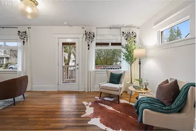 2736 N Argyle St, Portland, OR 97217 - Photo 7